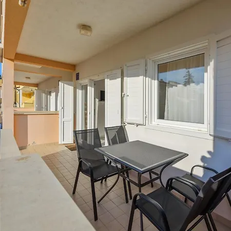 בית הארחה Lucrezia House With 3*
