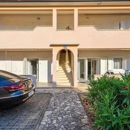 Lucrezia House With