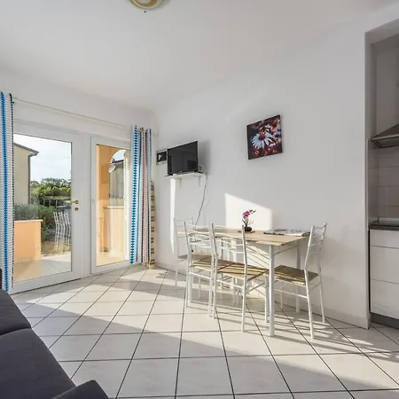 Lucrezia House With Guest house