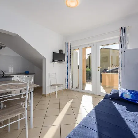 Lucrezia House With Guest house
